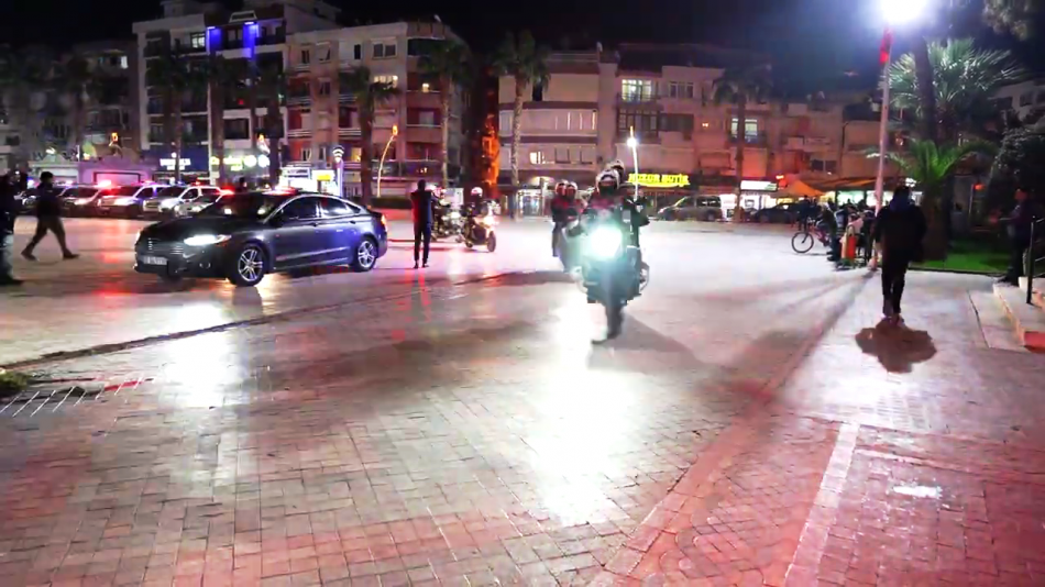 2023/01/1672557221_menemen_IlCe_emnIyet_mUdUrlUGU_yenI_yil_personel_buluSmasi.mp4_000212011_-_kopya.png