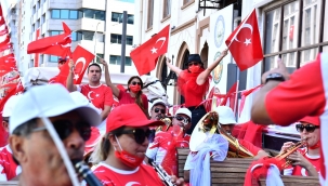 İzmir'de 30 Ağustos Zafer Bayramı coşkuyla kutlanacak