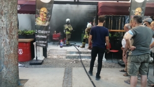 Aliağa'da iş yerinde çıkan yangın korkuttu