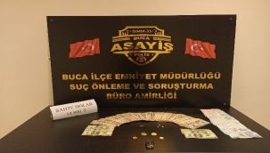 İzmir'de sahte dövizle kuyumcuyu dolandırdılar