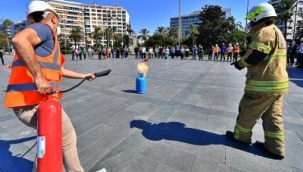 İzmir İtfaiyesi'nden nefes kesen tatbikat