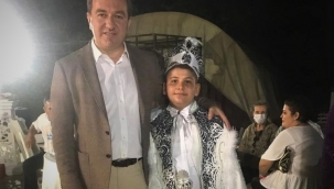 Sünnet çocuğundan örnek davranış