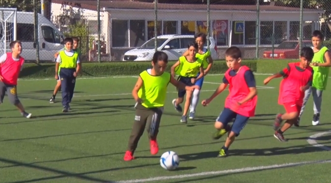 Aliağa'da Öğrencilerin Futbol Heyecanı Başladı.