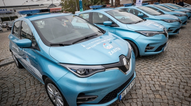 Büyükşehir'in elektrikli araçları İzmirlilerin kullanımına sunuluyor