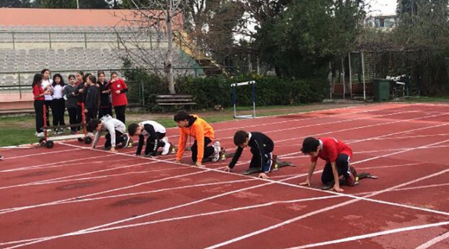 Atletizmde Bayraklı farkı
