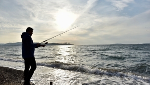 ALİAĞA'DA 4'ÜNCÜ AT ÇEK BALIK AVI FESTİVALİ DÜZENLENDİ