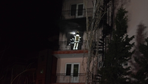 Aliağa 'da 5 katlı binada yangın