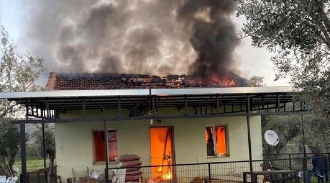 İzmir'deki Ev yangında 1 kişi hayatın kaybetti