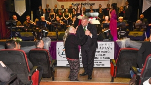 MENEMEN'DE TÜRK SANAT MÜZİĞİ GECESİ