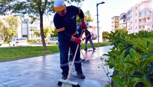Aliağa Belediyesi'nden Bayram Temizliği