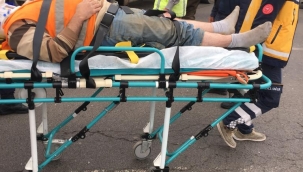 Aliağa'da 3 araçlık zincirleme trafik kazası: 1 yaralı