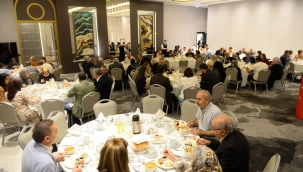 CHP Aliağa İlçe Örgütü Şehit Ve Gazi Ailelerine İftar Yemeği Verdi