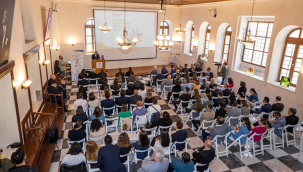 İzmir'in profesyonelleri için sürdürülebilirlik programı başladı