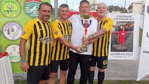 19 Mayıs Gençlik ve Spor Bayramı Veteran ve Masterler Futbol Şampiyonu Aliağa Masterler