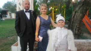 Denizli ailesinin mutlu günü