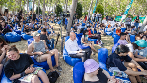 İzmirli gençler salonları doldurdu