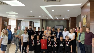 Şehit Kemal Ortaokulu Türkiye Futsal Şampiyonu Oldu