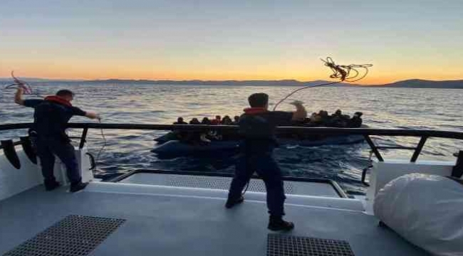 İzmir açıklarında 44 göçmen kurtarıldı, 67 göçmen yakalandı