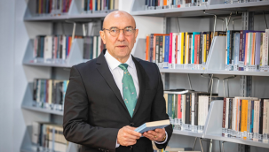 Soyer bayramda da kitap desteği çağrısı yaptı