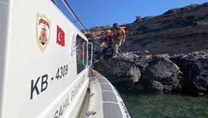 Yunanistan unsurlarınca geri itilen 36 göçmen kurtarıldı