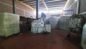 İzmir'de sahte içki tacirlerine darbe: 25 ton sahte/kaçak alkol ele geçirildi