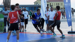 Kurtuluşun 100'üncü yıl finalleri nefes kesti