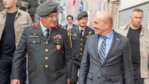 Başkan Soyer Ege Ordu Komutanı Kemal Yeni'yi konuk etti