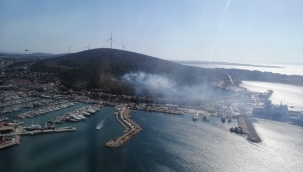 İzmir'in Çeşme İlçesinde orman yangını çıktı 