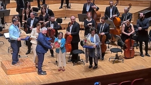 Kosova Filarmoni Orkestrası'ndan Balkan ezgileri