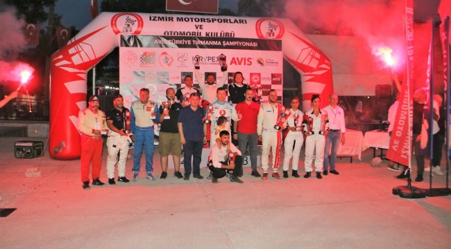 OTOMOBİL YARIŞ SEFERLERİ KINIK'TA BULUŞTU