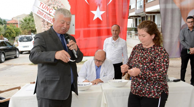 İzmir Büyükşehir Belediyesi'nde 34 üreticiye daha hayvan desteği