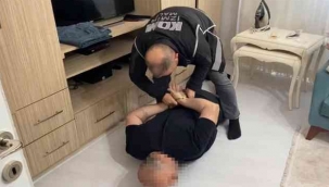 İzmir polisinden tefeci operasyonu: 12 gözaltı