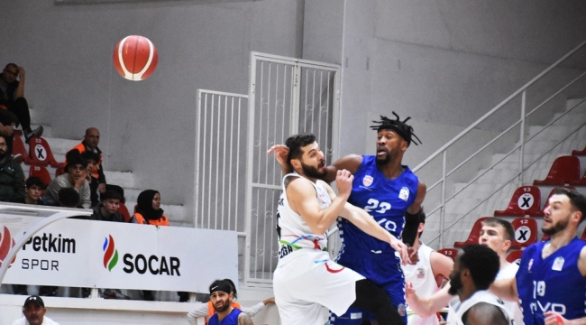 Aliağa Petkimspor: 79 - Onvo Büyükçekmece Basketbol: 75 