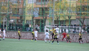 Aliağaspor FK deplasmanda Salihli Belediyespor'u mağlup etti