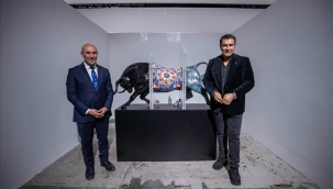 Güneştekin'in "Gâvur Mahallesi" sergisi kapılarını açtı