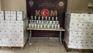İzmir'de sahte etil alkol ve içki operasyonu