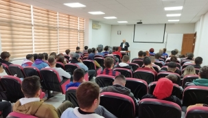 TOBB MESLEKİ EĞİTİM KURULU BAŞKANI SAKA "KARİYER SÖYLEŞİLERİ" KAPSAMINDA EGE ÜNİVERSİTESİ ALİAĞA MYO ÖĞRENCİLERİ İLE BULUŞTU