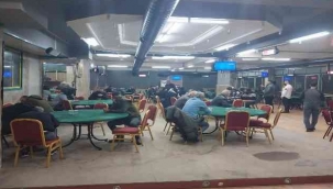 3 ayda 14 defa mühürlenen işletmelerde kumar oynatanlara suçüstü