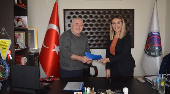 Aliağa Esnaf Odasından Üyelerine İngilizce Eğitim Desteği