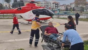 Kalp krizi geçiren adamın yardımına ambulans helikopter yetişti