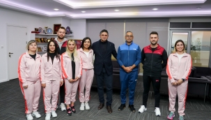 Minik Yüzücüler Aliağa'nın Gururu Oldu