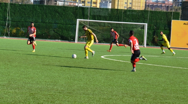 Hazırlık maçında Aliağaspor FK Ayvalıkgücü'nü: 3-1Yendi