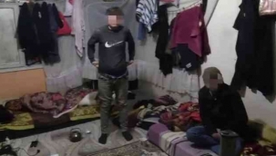 İzmir'de 'şok evleri'ne polis baskını: 70 düzensiz göçmen ile 7 organizatör yakalandı