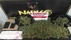 Otomobille uyuşturucu sevkiyatını polis engelledi