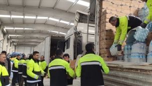 Deprem bölgesine İzmir'den destek sürüyor