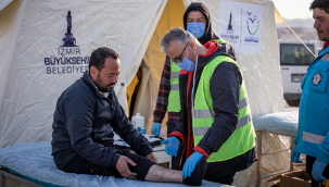 İzmir Büyükşehir Belediyesi Hatay'da sahra hastanesi kuruyor