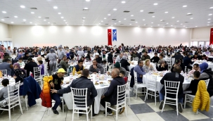 Aliağalılar İlk İftarda Bir Araya Geldi