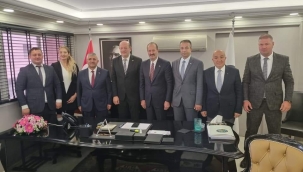 Bir İP Üzerinde İki Cambaz