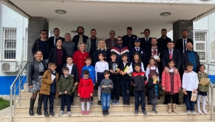 Öğrencilerden Polis Haftası Ziyareti