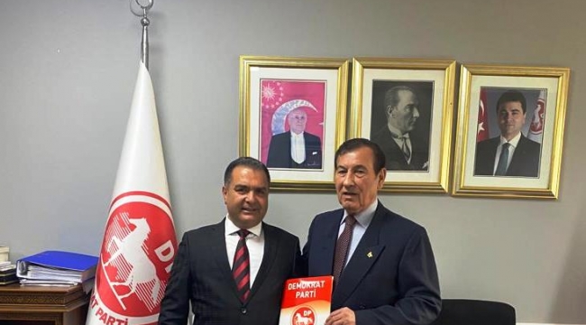 Salih Emrullah Keleş, DP'den aday oldu 